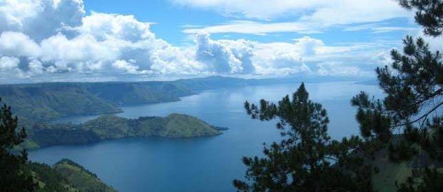印尼苏门答腊岛棉兰-马达山-多巴湖